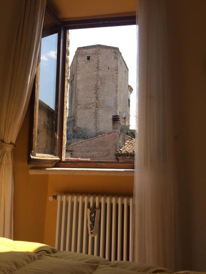 Stanza Privata In Attico Con Terrazza - Lakeholiday It Castel di Tora Extérieur photo